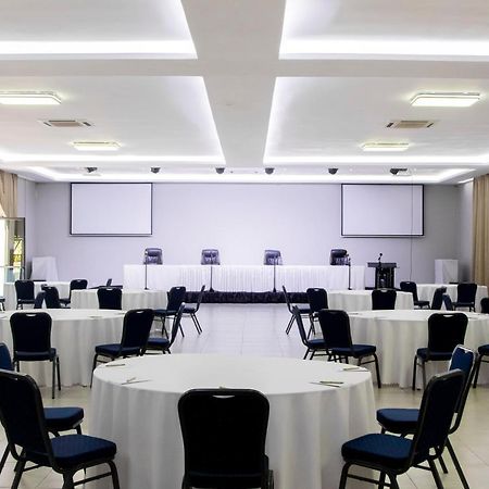 Urban Bliss Hotel Kabwe Esterno foto